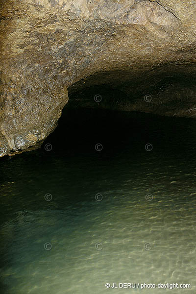 Grottes, cave